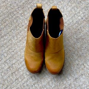 Like New Sorel Joan of Arctic Wedge bootie. 8.5